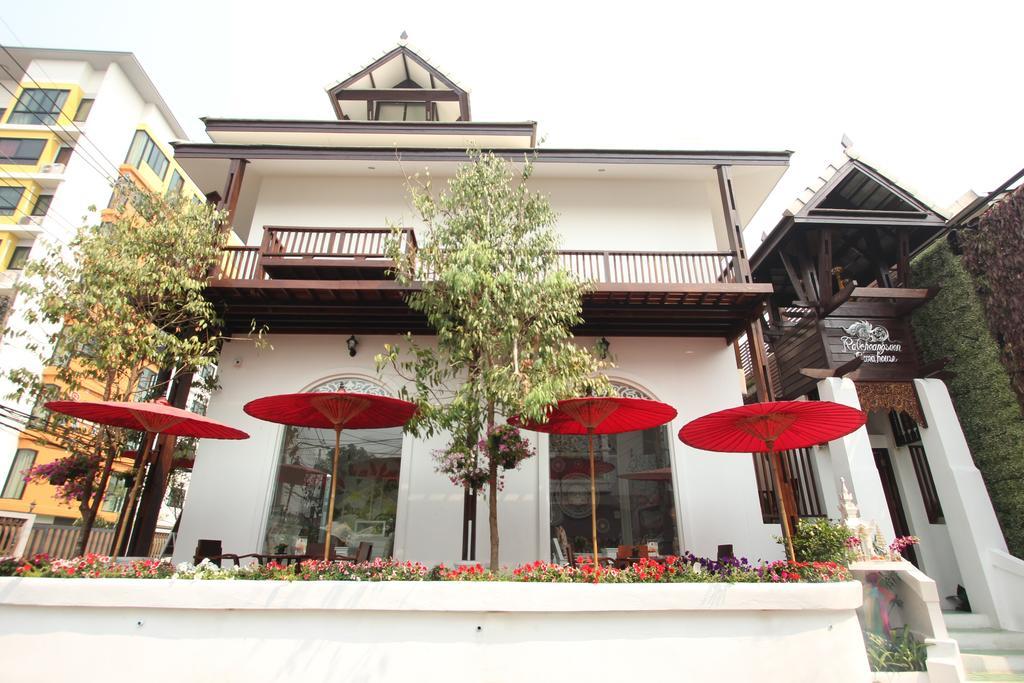 Hotel Ratchiangsaen Flora House Chiang Mai Exterior foto